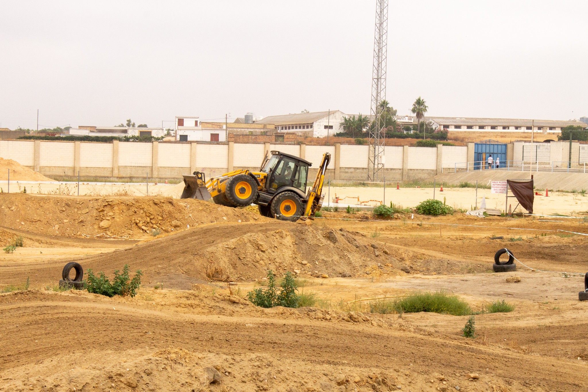 LOS AFICIONADOS AL MOTOCROSS CONTARÁN CON MEJORES INSTALACIONES