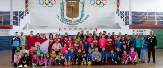 BOLLULLOS ACOGIÓ EL I TROFEO ESCUELA SUPERIOR DE IGUALDAD REAL DE FUTSAL FEMENINO