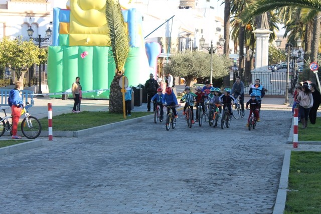 LA CONCEJALÍA DE DEPORTES INAUGURA EL NUEVO CURSO CON LA CELEBRACIÓN DEL CAMPEONATO ESCOLAR DE CICLI