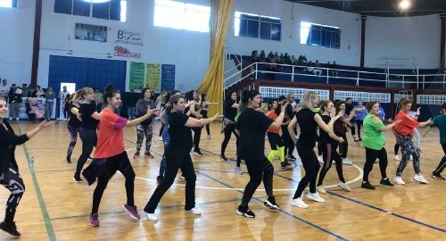MASTERCLASS DE ZUMBA SOLIDARIO CONTRA EL CÁNCER