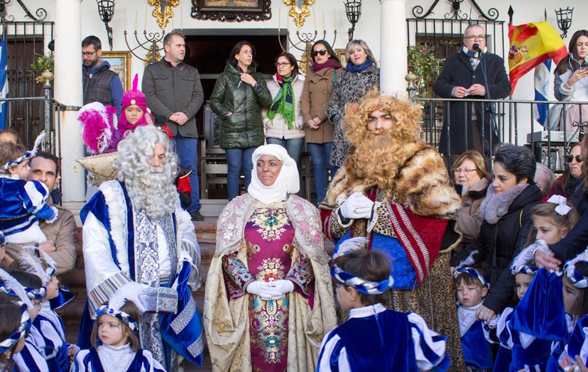 CORONACIÓN DE LOS REYES MAGOS DE BOLLULLOS 2018