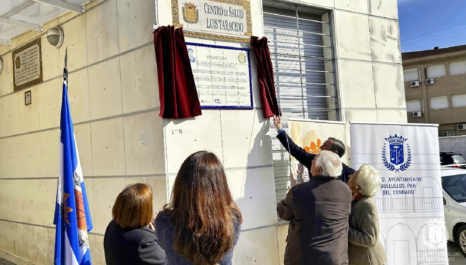 HOMENAJE AL DOCTOR DON ENRIQUE HINOJOSA SANTANA