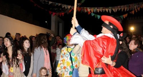 CON EL JUEVES DE PIÑATA SE INICIA EL CARNAVAL DE CALLE