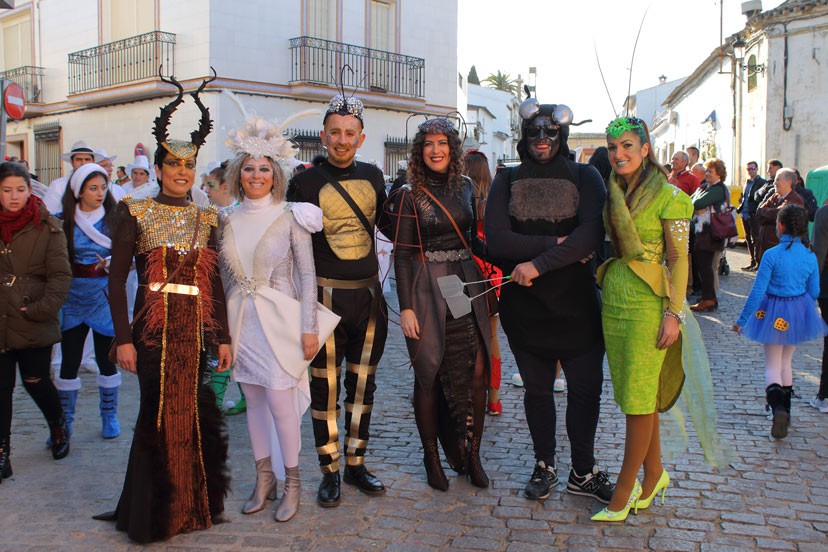 FANTÁSTICO FIN DE SEMANA DE CARNAVAL EN BOLLULLOS