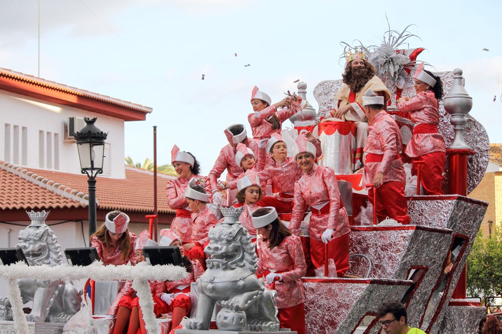 Bollullos disfruta con su Cabalgata de Reyes 2017