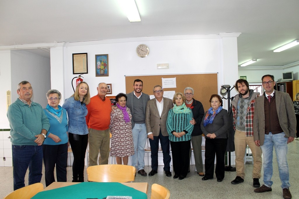 EL DELEGADO DE SALUD, IGUALDAD Y POLÍTICAS SOCIALES VISITA BOLLULLOS
