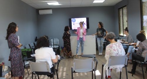 TALLER SOBRE COOPERATIVISMO EN BOLLULLOS