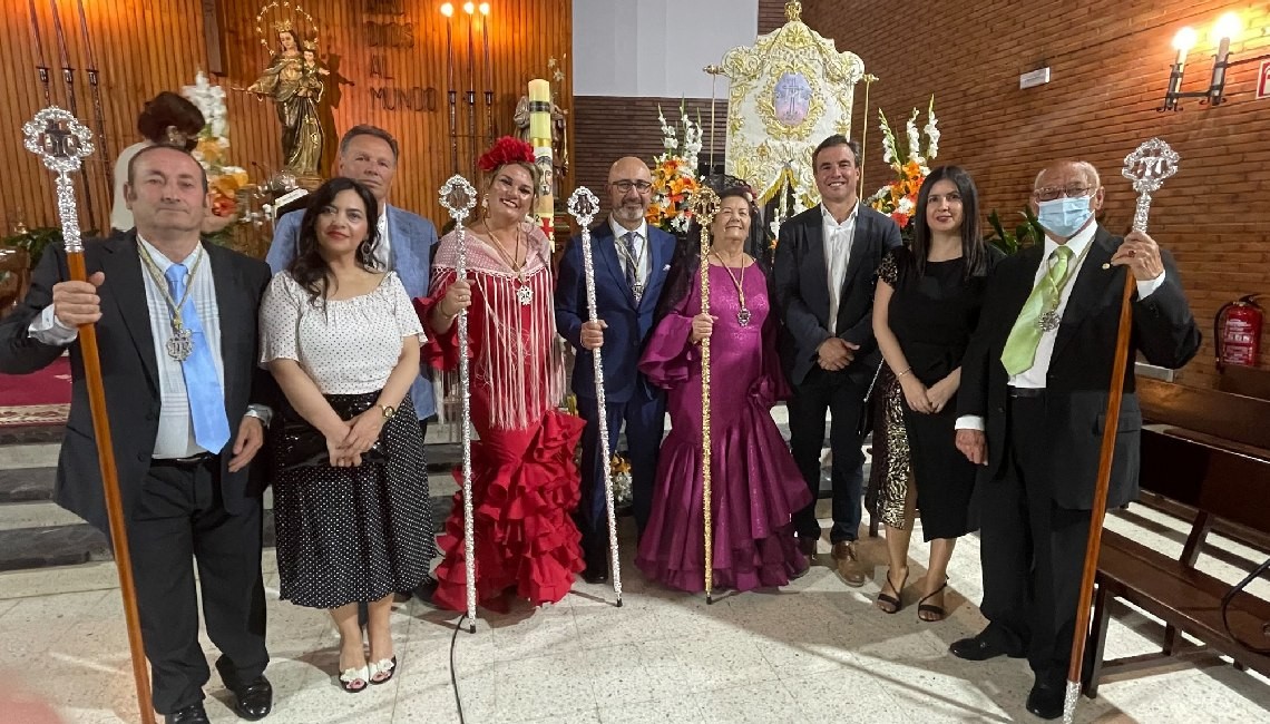 LA CRUZ DE MONTAÑINA CELEBRA SUS ACTOS RELIGIOSOS Y VERBENA POPULAR