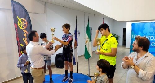 ENTREGA DE PREMIOS DE LOS  XLV CAMPEONATOS DE CICLISMO