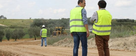 EL AYUNTAMIENTO DE BOLLULLOS, COMPROMETIDO CON EL SECTOR AGRÍCOLA