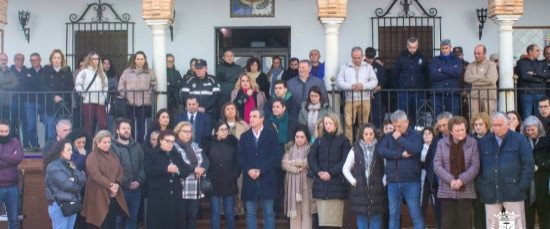 MINUTO DE SILENCIO POR LA PÉRDIDA DE NUESTROS DOS VECINOS