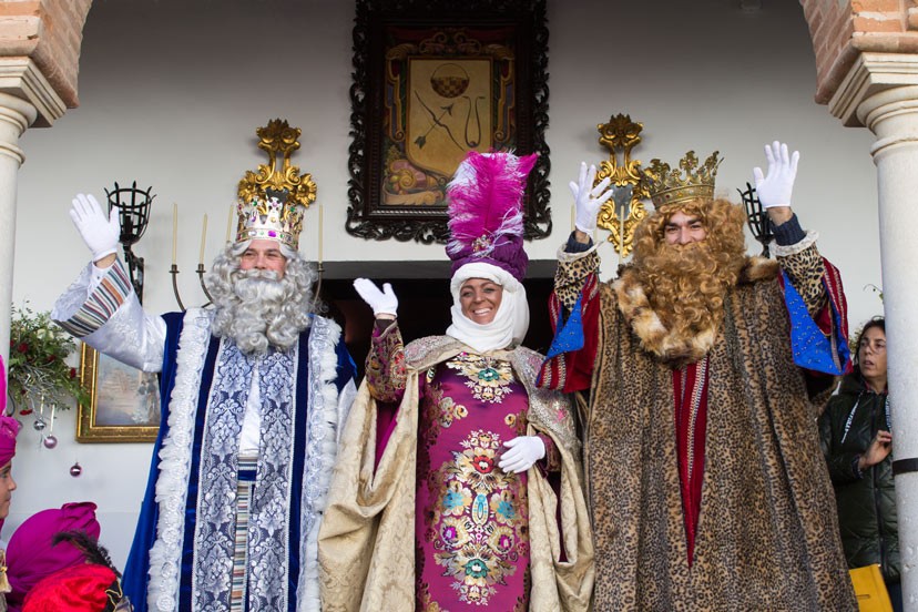 BOLLULLOS ADELANTA SU CABALGATA DE REYES