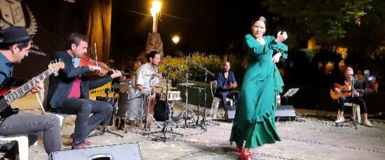 EL FLAMENCO FUSIÓN DE “ALBOREA”, TODO UN UN ESPECTÁCULO EN NUESTRO VERANO CULTURAL