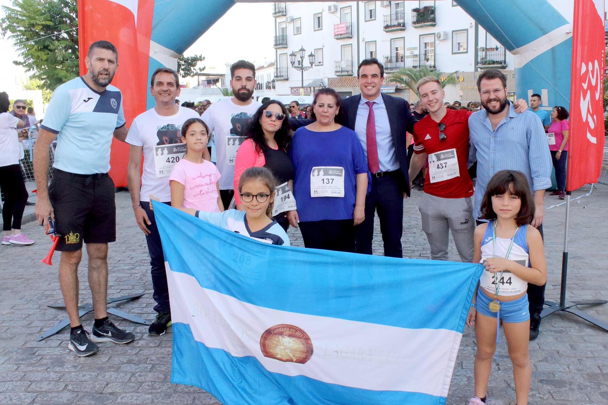 LA ASOCIACIÓN CAMINAR DE ENFERMOS DE ALZHEIMER CELEBRÓ SU VII CARRERA Y CAMINATA SOLIDARIA