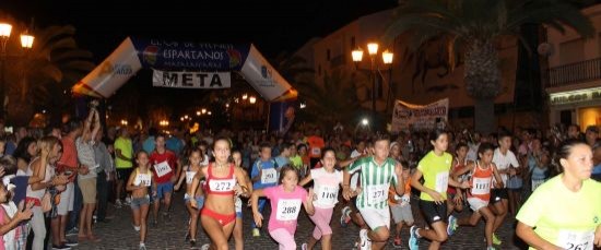 EXCEPCIONAL BALANCE DE LA I CARRERA NOCTURNA CIUDAD DE BOLLULLOS QUE DESBORDO TODAS LAS PREVISIONES