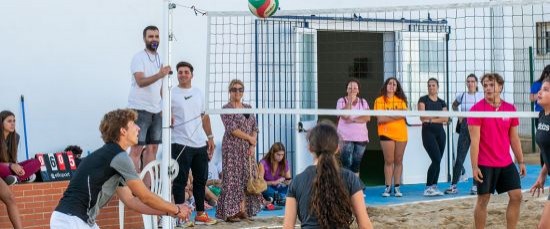 MUCHA PARTICIPACIÓN EN EL I TORNEO DE FERIA VOLEY PLAYA MIXTO