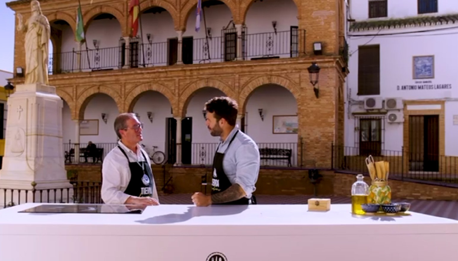 BOLLULLOS PAR DEL CONDADO, PROTAGONISTA EN CANAL SUR CON SUS SABORES ÚNICOS