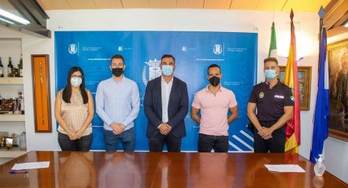 TOMA DE POSESIÓN DE 2 NUEVOS POLICÍAS LOCALES COMO FUNCIONARIOS EN PRÁCTICAS