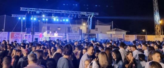 MÚSICA, RITMO Y DIVERSIÓN EN EL III FESTIVAL DE LA JUVENTUD DE BOLLULLOS