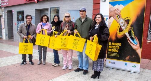 EL AYUNTAMIENTO Y ECOEMBES FOMENTAN EL USO DEL CONTENEDOR AMARILLO