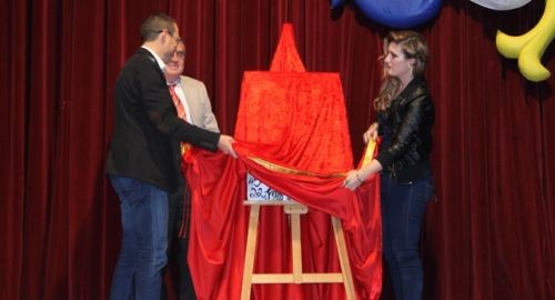 ÉXITO DE PARTICIPACIÓN EN EL INICIO DEL CARNAVAL DE BOLLULLOS 2015
