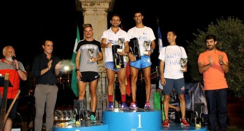 Bollullos disfrutó con la III Carrera Nocturna Ciudad del Vino