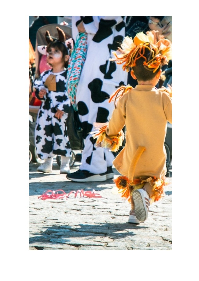 CARNAVALITO Y DOMINGO DE PIÑATA