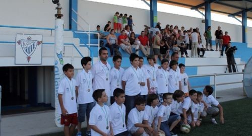 ASCENSO DEL INFANTIL DE FUTBOL DE LAS ESCUELAS DEPORTIVAS DE BOLLULLOS