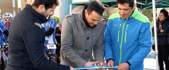 EL VIENTO, EL BARRO Y EL FRÍO, PROTAGONISTAS DE LA IX MARATÓN CIUDAD DE BOLLULLOS