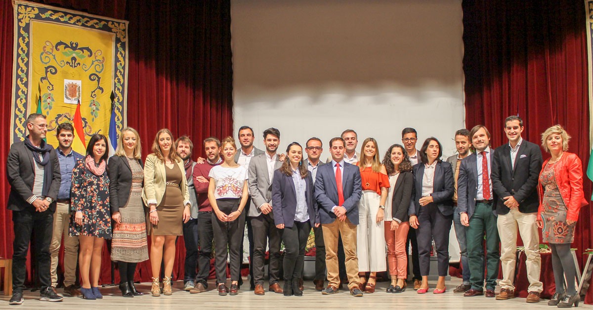 Bollullos reconoce a 10 jóvenes de la localidad con la entrega de sus Premios Bollullos Joven
