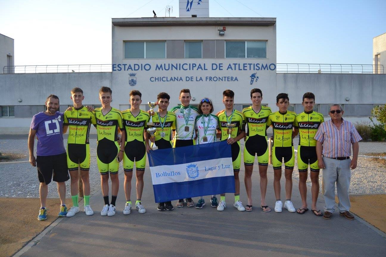 LOS CADETES BOLLULLEROS SE PROCLAMAN POR SEGUNDO AÑO CONSECUTIVO CAMPEONES DE ANDALUCÍA