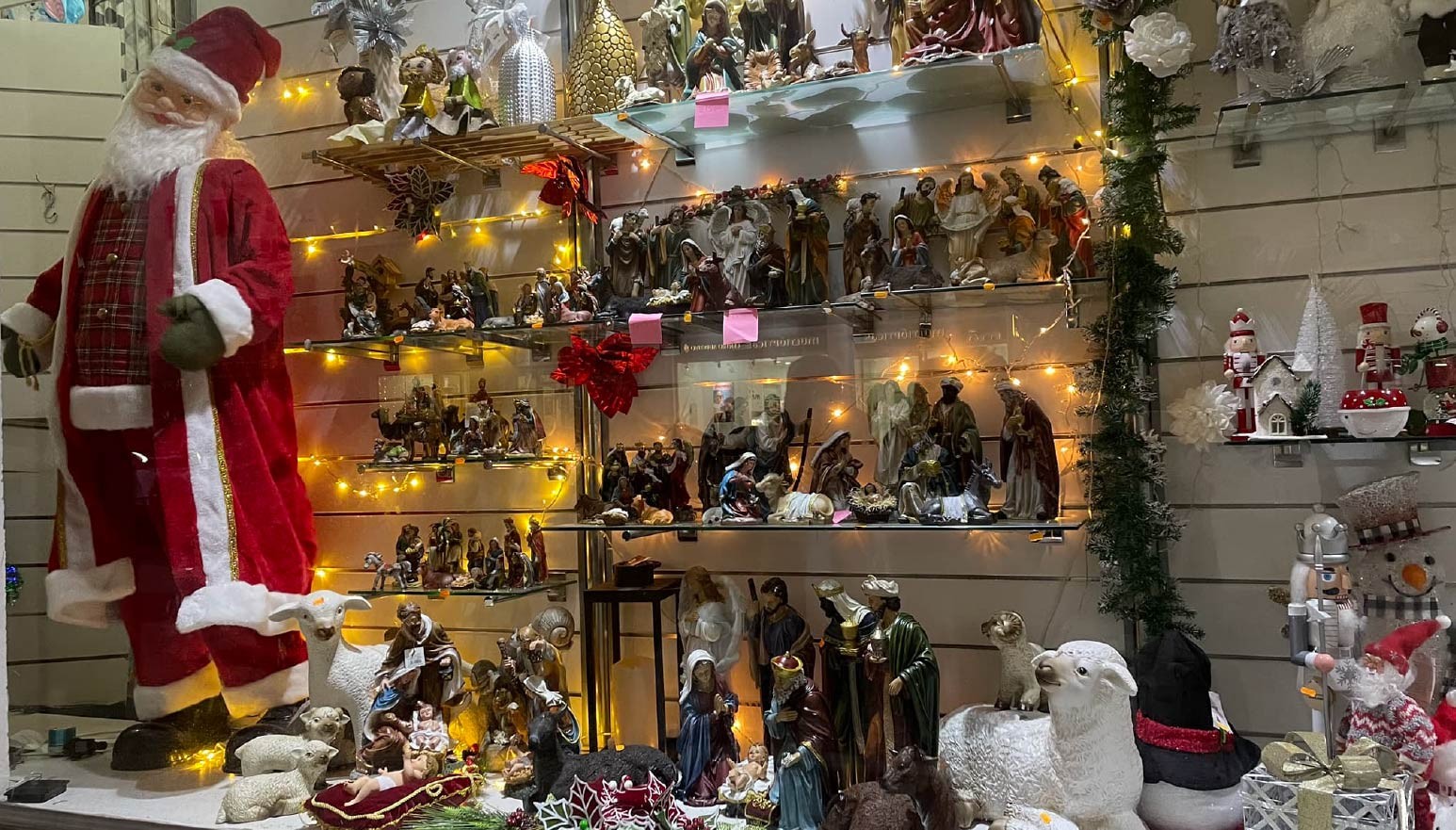 III CONCURSO ESCAPARATISMO ARTÍSTICO DE NAVIDAD