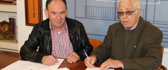 AYUNTAMIENTO Y BOLLULLOS CLUB DE FÚTBOL FIRMAN UN CONVENIO DE MUTUA COLABORACIÓN