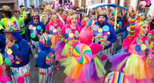 DESFILE MULTITUDINARIO EL SÁBADO DE CARNAVAL