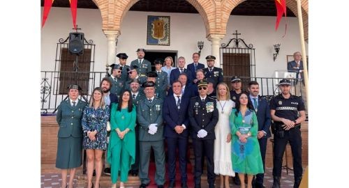 EL AYUNTAMIENTO DE BOLLULLOS Y LA GUARDIA CIVIL CELEBRÁN EL DÍA DEL PILAR EN LA LOCALIDAD