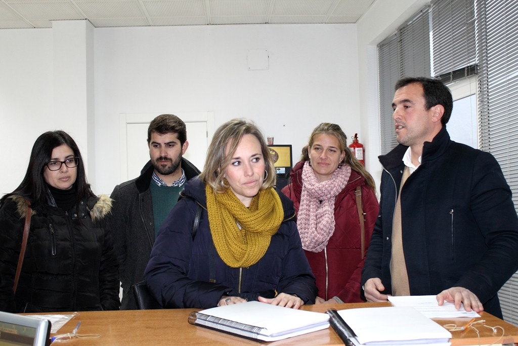 EL ALCALDE DE LA CIUDAD Y LA DIPUTADA DE INFRAESTRUCTURAS SUPERVISAN LAS OBRAS PFEA