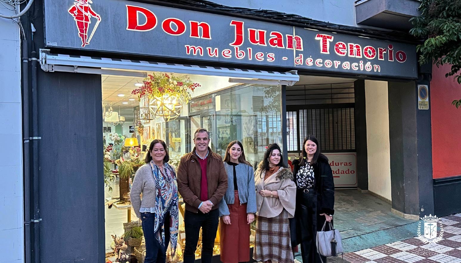 ENTREGA DE PREMIOS DEL IV CONCURSO DE ESCAPARATES NAVIDEÑOS