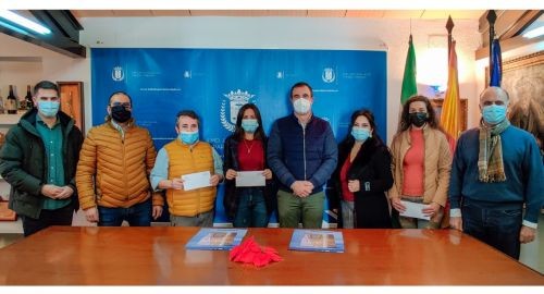 PÉTALOS, MADEFOR Y CONGELADOS TOSCAMARE, PREMIADOS EN EL II CONCURSO DE ESCAPARATISMO