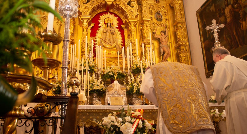 BOLLULLOS CELEBRÓ JUNTO A SU PATRONA SU DÍA GRANDE