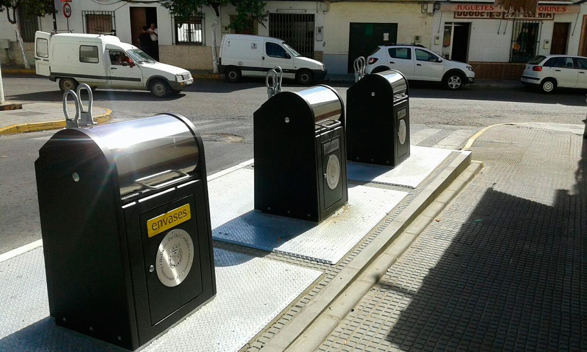 Nuevos contenedores soterrados en el municipio