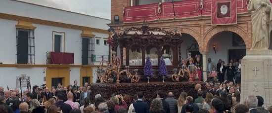 LA CORPORACIÓN MUNICIPAL ACOMPAÑÓ A LA REAL HERMANDAD DEL SANTO ENTIERRO EL VIERNES SANTO