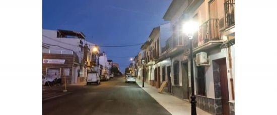 EL AYUNTAMIENTO CAMBIARÁ A ILUMINARIA LED TODA LA ILUMINACIÓN DEL MUNICIPIO