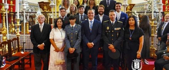 ALCALDE Y CORPORACIÓN MUNICIPAL ACOMPAÑAN A SU PATRONA EN LA FUNCIÓN PRINCIPAL 2025