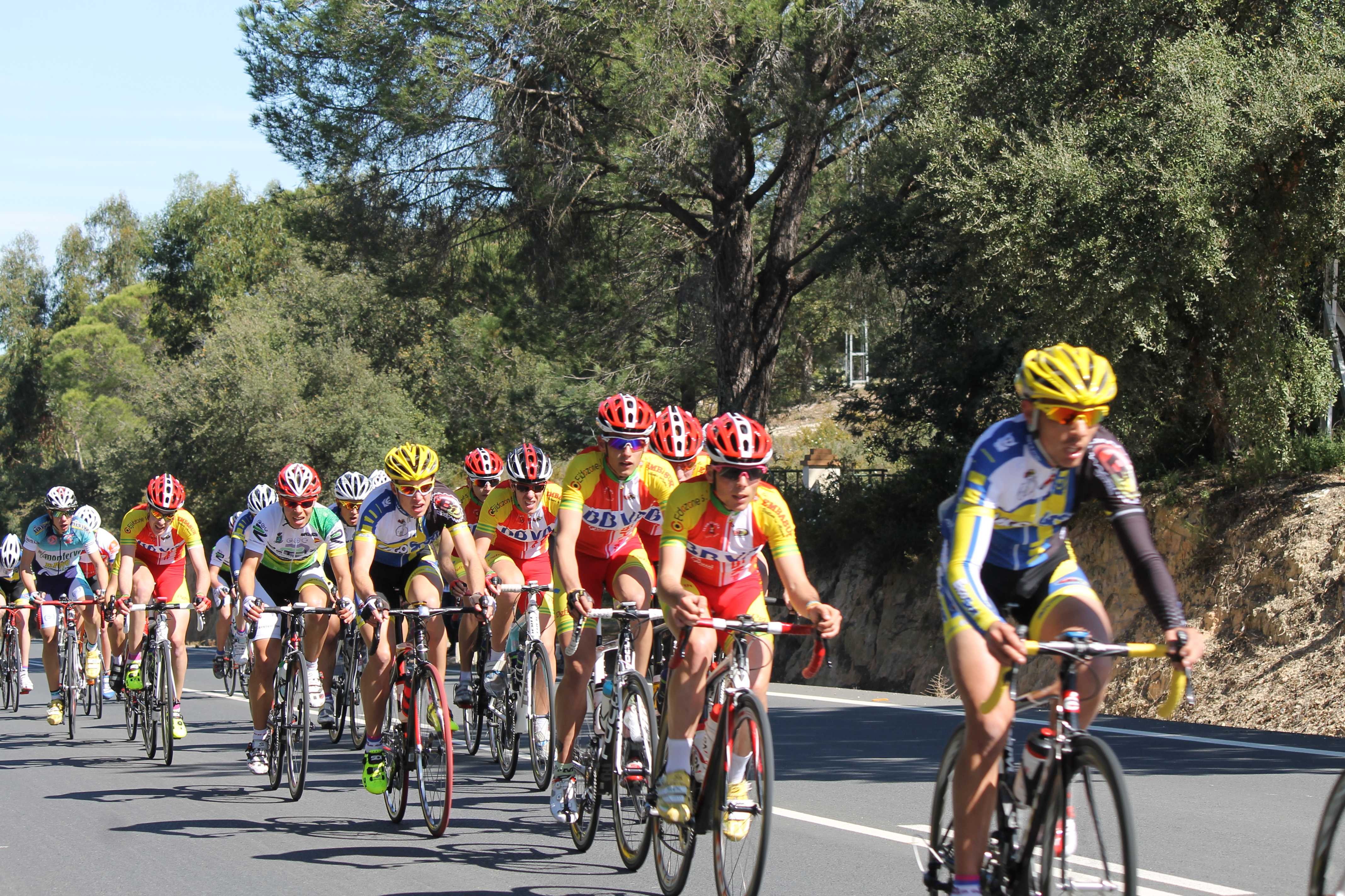 BOLLULLOS CELEBRA ESTE SABADO EL LIII CIRCUITO SAN ANTONIO DE CICLISMO