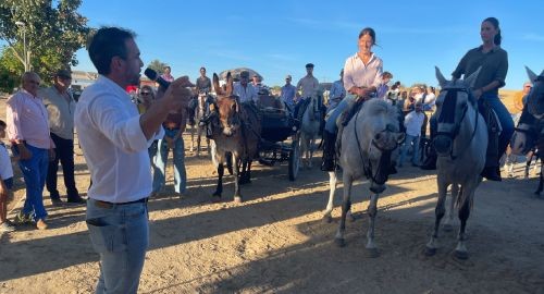 MAGNÍFICA ACOGIDA EN LA I CONVIVENCIA ECUESTRE NOCTURNA DE BOLLULLOS