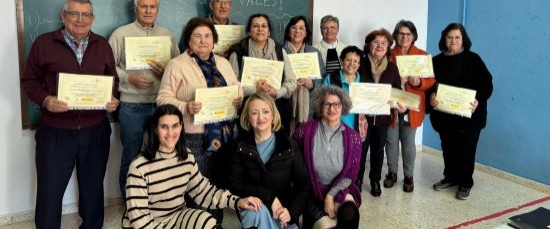 FINALIZACIÓN DE TALLERES PARA PERSONAS MAYORES DE 55 AÑOS