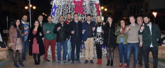 EL AYUNTAMIENTO Y APYME PONEN EN MARCHA LA CAMPAÑA DE NAVIDAD CON EL ENCENDIDO DEL ALUMBRADO