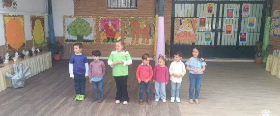 VIII EXPOSICIÓN ART GALLERY EN EL CEIP REYES CATÓLICOS