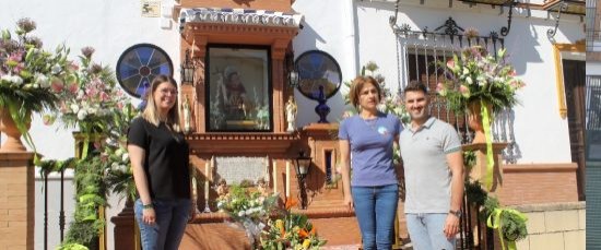 OFRENDA FLORAL DEL AYUNTAMIENTO A LA ASOCIACIÓN DE SAN JUAN