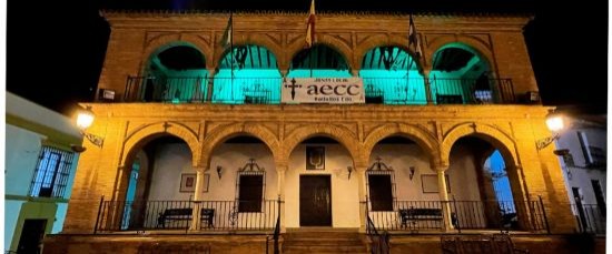 EL AYUNTAMIENTO ILUMINA DE VERDE SUS EDIFICIOS PARA DAR VISIBILIDAD AL DÍA MUNDIAL DEL CÁNCER